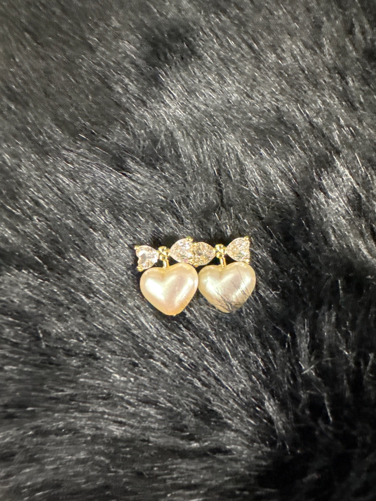 Glitzy Pearl Bee Studs