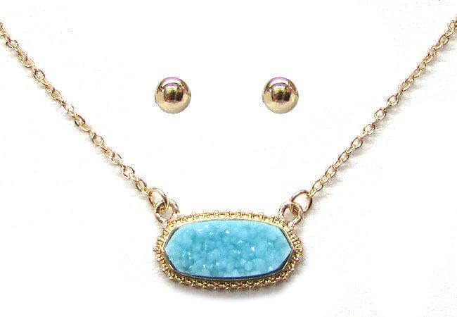 Eloise Druzy Oval Pendant Necklace