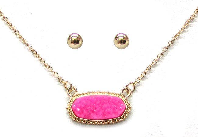 Eloise Druzy Oval Pendant Necklace