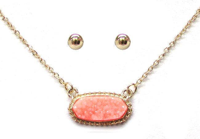 Eloise Druzy Oval Pendant Necklace