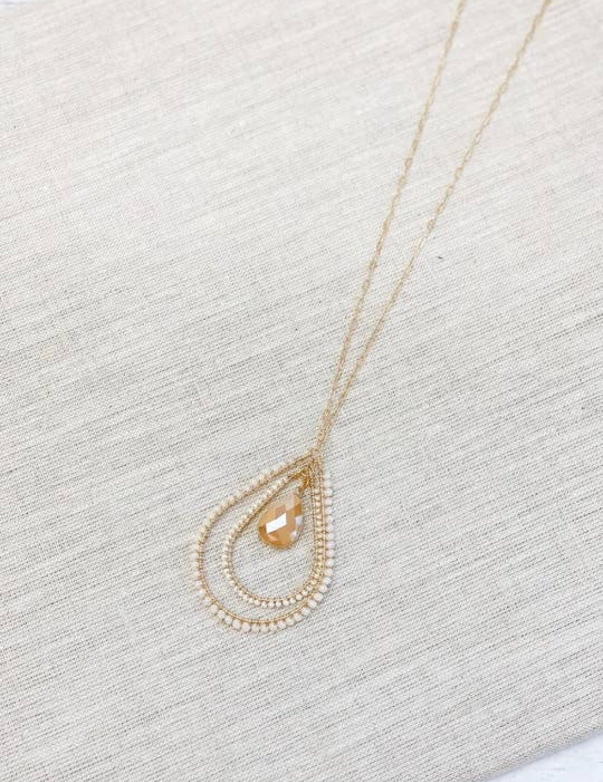 Oval Seed Bead Pendant Necklaces