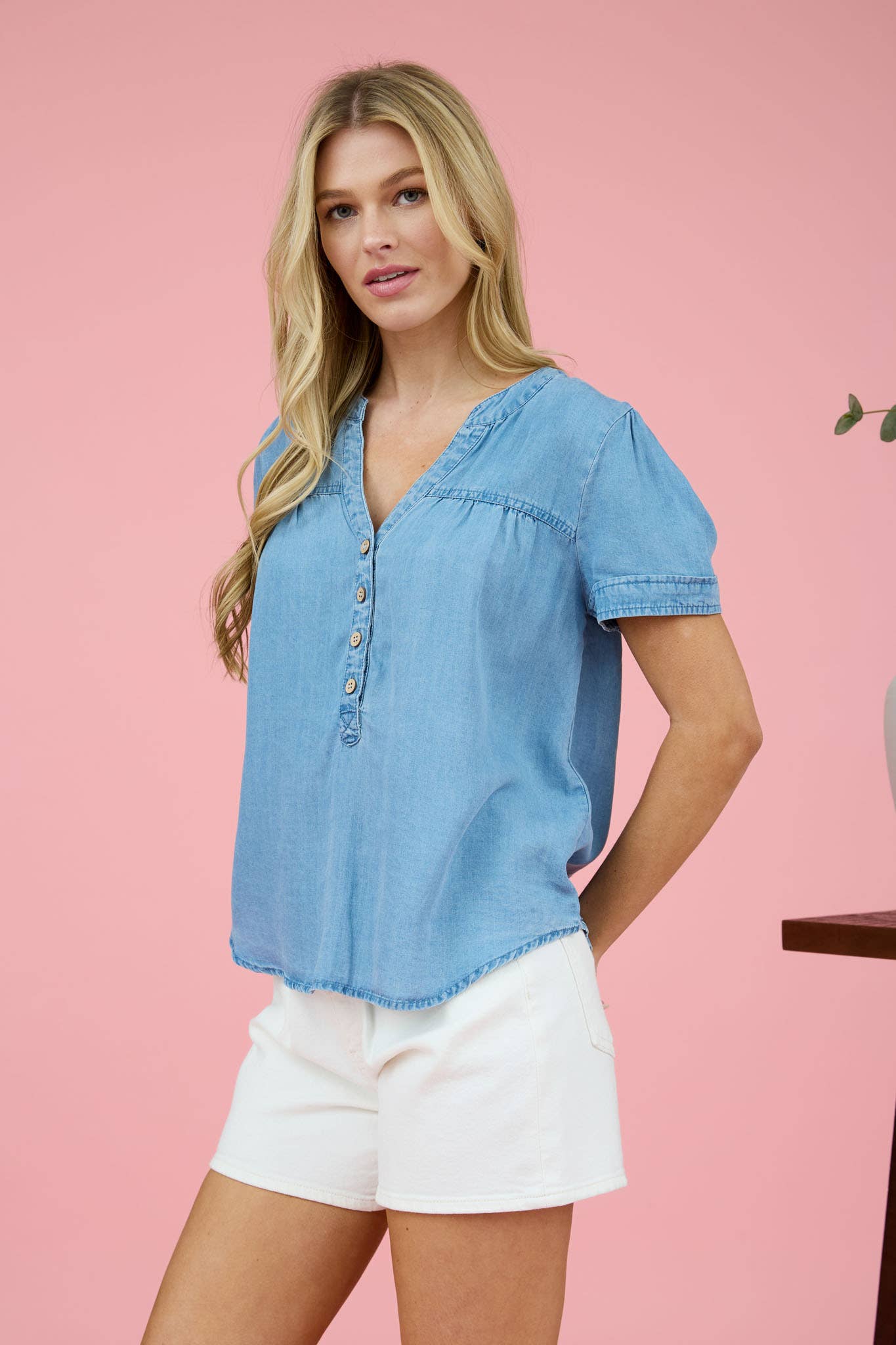 CHAMBRAY HALF BUTTON BLOUSE