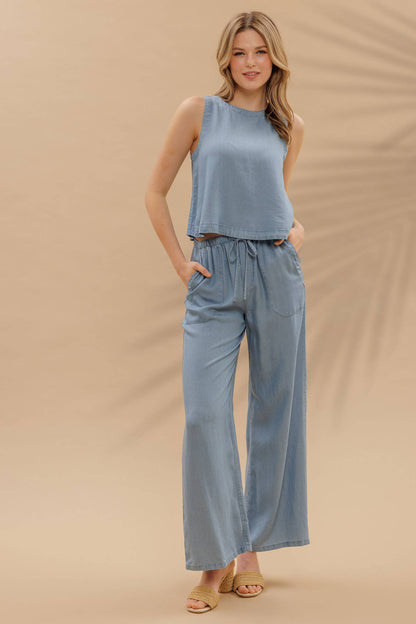 DRAWSTRING WAIST WIDE LEG CHAMBRAY PANTS