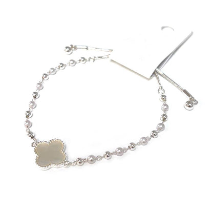 Clover Charm w/Pearl