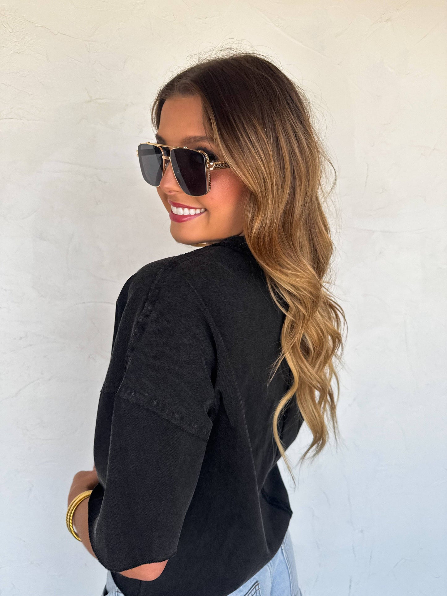 ROSIE RAW HEM TEE
