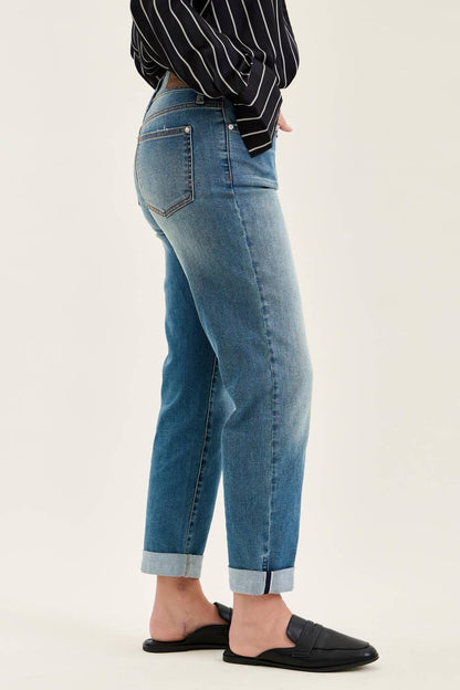 MR Boyfriend Cool Denim w/ Cross Back Belt Loops